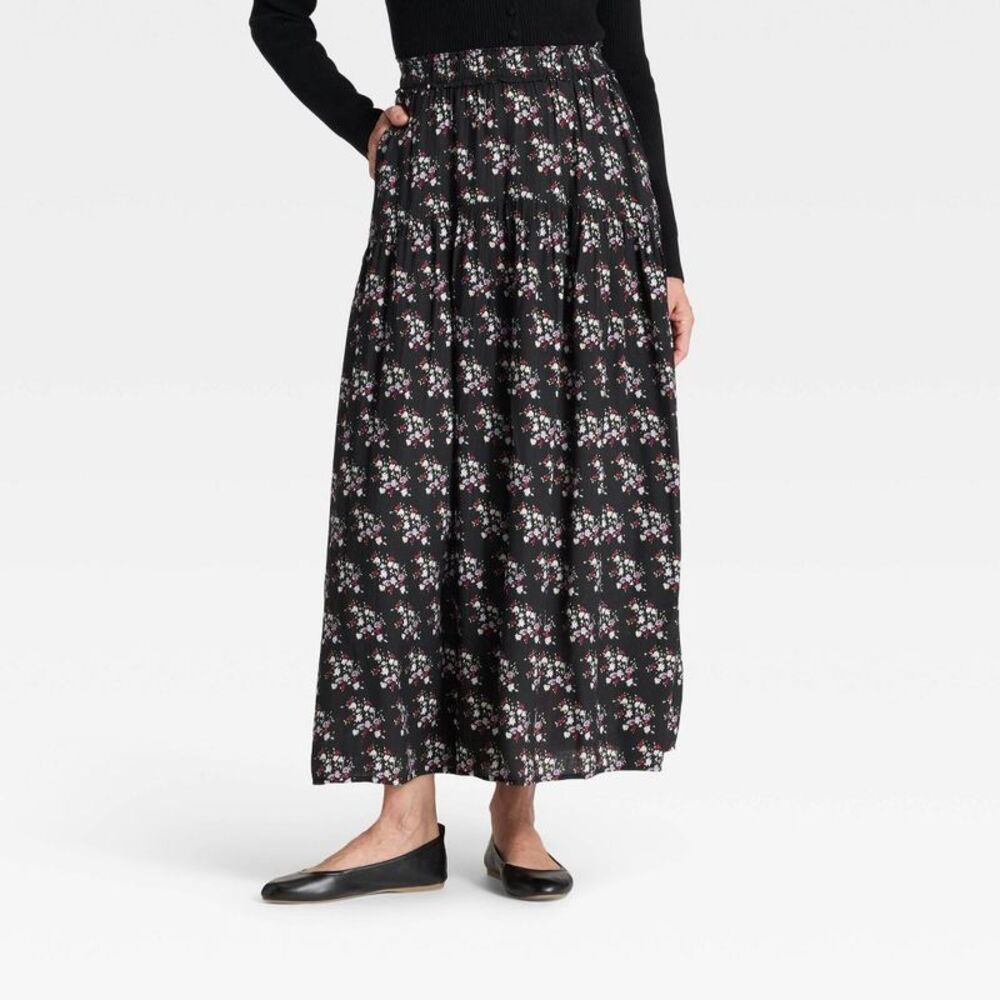 Universal Thread - Women's Printed Maxi Skirt - Universal Thread Blac Black